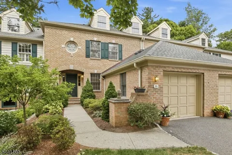 $899,000 | 19 Chadwell Place, Morristown, NJ 07960