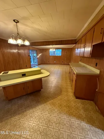 $249,900 | 1085 Cherokee Street, Biloxi, MS 39530