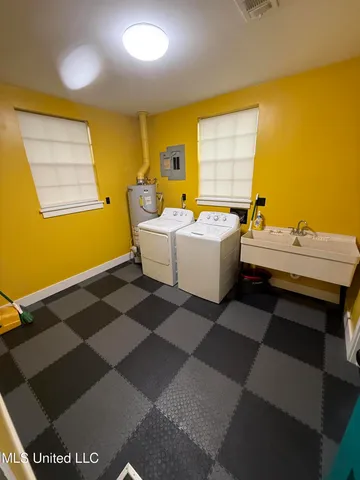 $249,900 | 1085 Cherokee Street, Biloxi, MS 39530