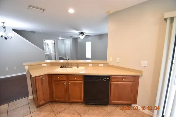 $1,975 | 2449 Hibiscus Bay Lane, Unit 2449, Brandon, FL 33511