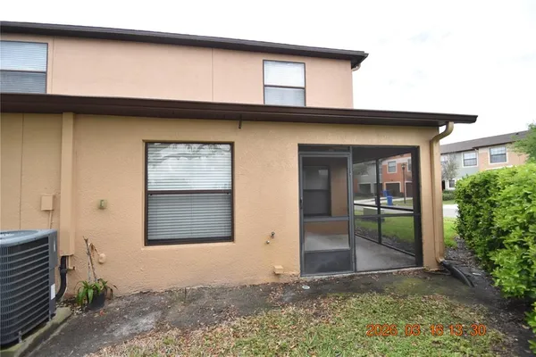 $1,975 | 2449 Hibiscus Bay Lane, Unit 2449, Brandon, FL 33511