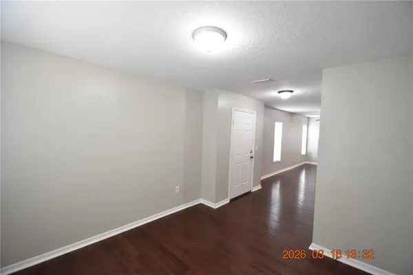 $1,975 | 2449 Hibiscus Bay Lane, Unit 2449, Brandon, FL 33511