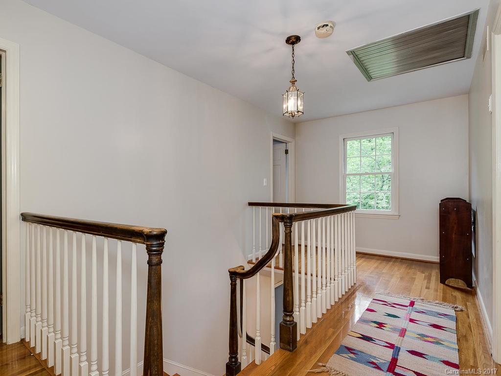 5926 Brace Road, Unit 13 Charlotte, NC 28211 - Photo 15 of 24 Gallery Image 15