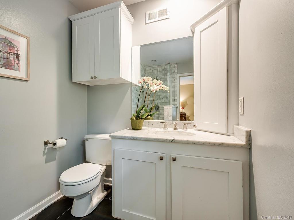 5926 Brace Road, Unit 13 Charlotte, NC 28211 - Photo 17 of 24 Gallery Image 17