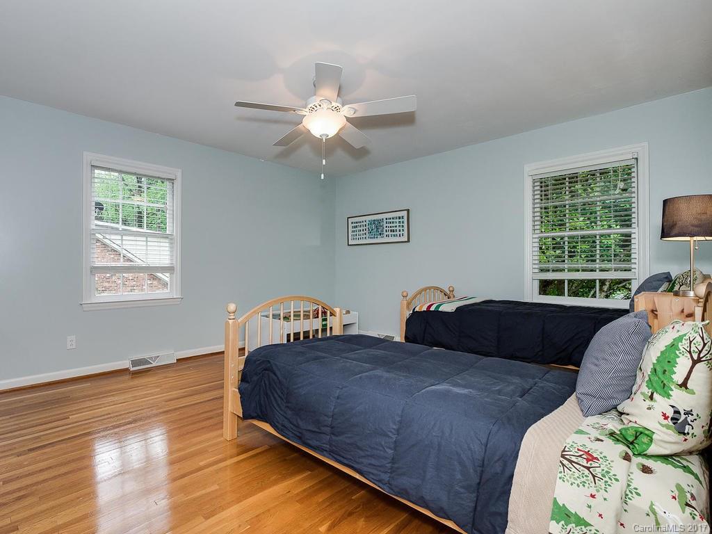 5926 Brace Road, Unit 13 Charlotte, NC 28211 - Photo 19 of 24 Gallery Image 19