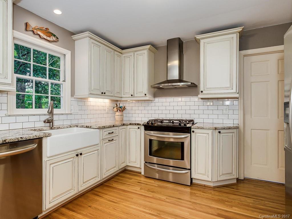 5926 Brace Road, Unit 13 Charlotte, NC 28211 - Photo 9 of 24 Gallery Image 9
