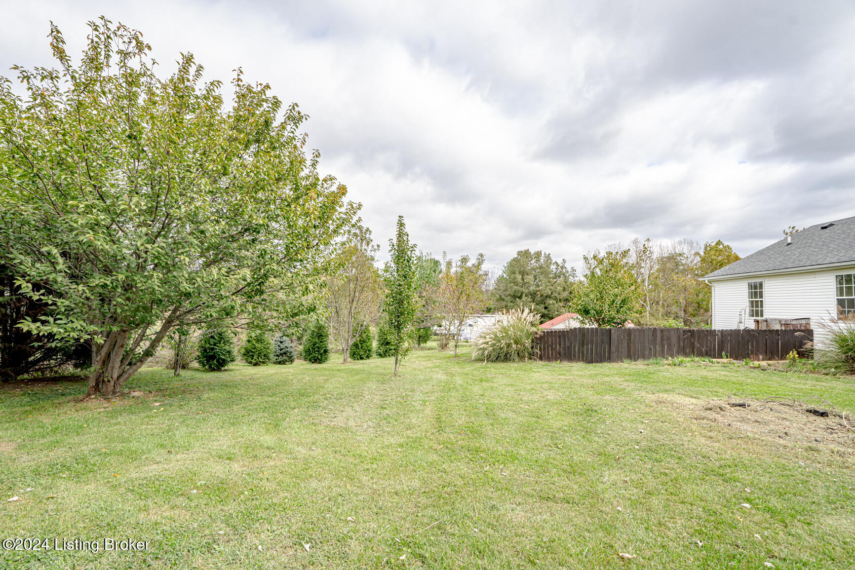 661 Red Hill Road Vine Grove, KY 40175 - Photo 31 of 37 DSC03441