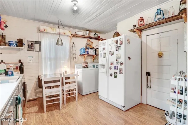 $219,900 | 302 North Sycamore Street, Fremont, NC 27830