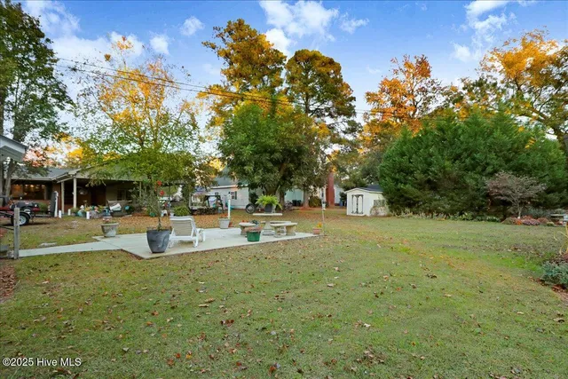 $219,900 | 302 North Sycamore Street, Fremont, NC 27830