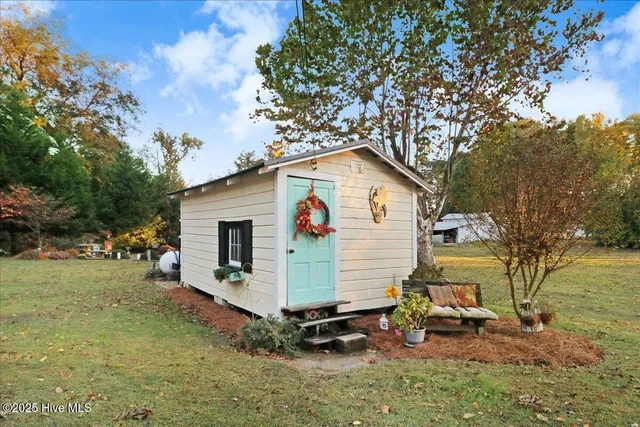 $219,900 | 302 North Sycamore Street, Fremont, NC 27830