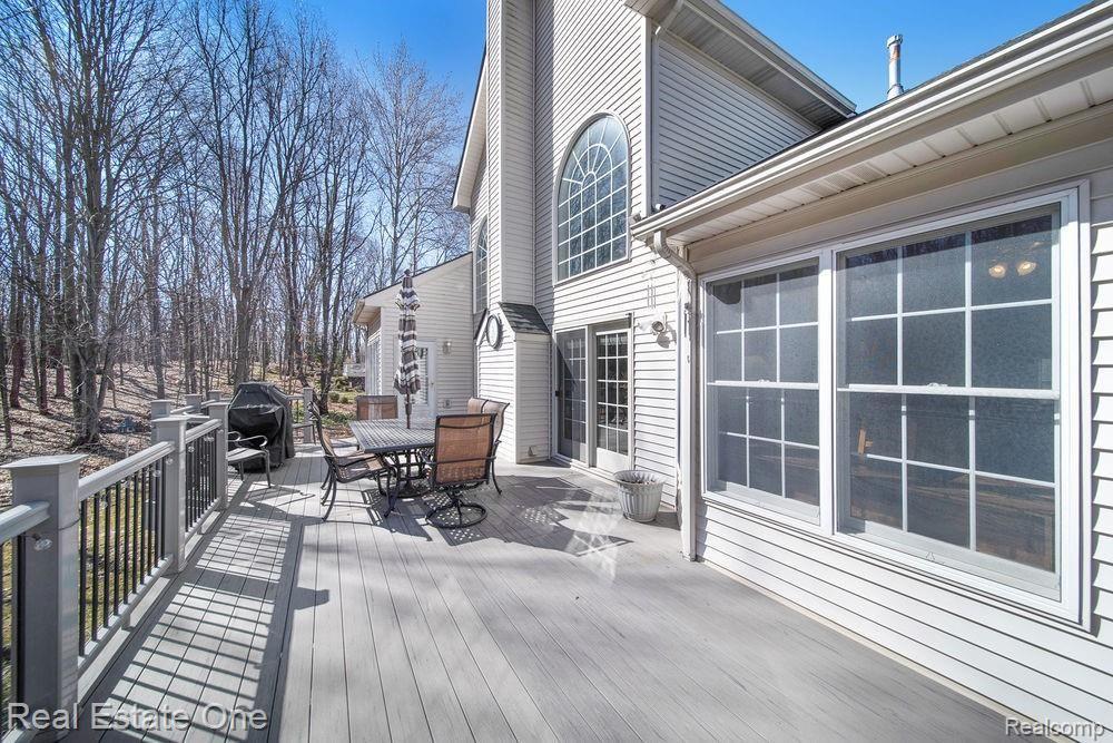 664 Timber Ridge Drive Highland, MI 48357 - Photo 40 of 50 Deck View 3