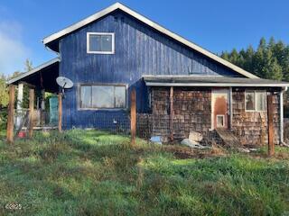 90 Gibson Lane Logsden, OR 97357 - Photo 5 of 21 Rear of home