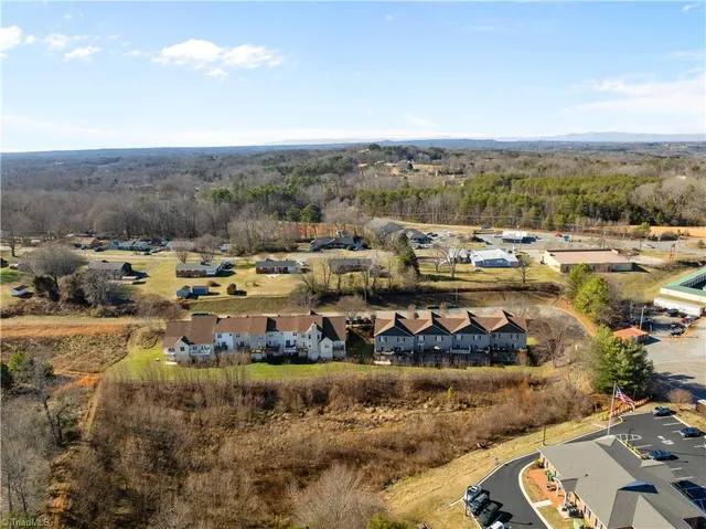 $179,000 | 226 Lola Lane, Unit 103, Pilot Mountain, NC 27041