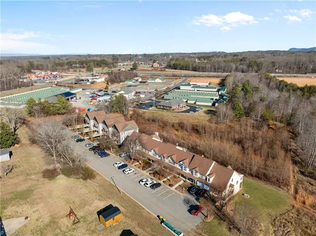 $179,000 | 226 Lola Lane, Unit 103, Pilot Mountain, NC 27041