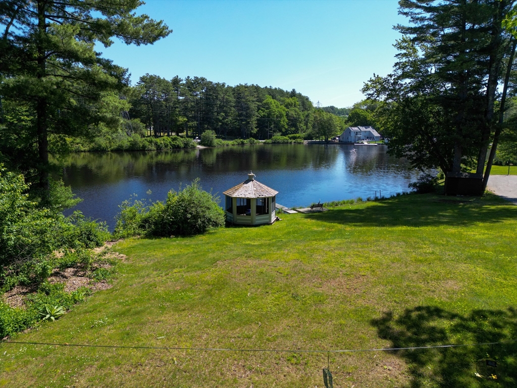 57 Shore Road North Brookfield, MA 01535 - Photo 6 of 40