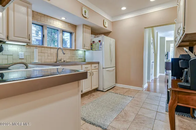 $2,300 | 113 Central Avenue, Unit 1, Ocean Grove, NJ 07756