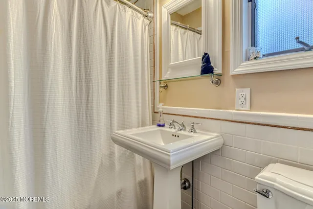 $2,300 | 113 Central Avenue, Unit 1, Ocean Grove, NJ 07756