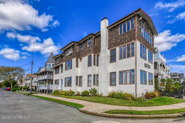 $2,300 | 113 Central Avenue, Unit 1, Ocean Grove, NJ 07756