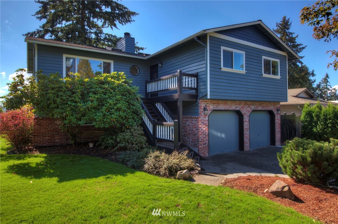 13609 Southeast 141st Street Renton, WA 98059 - Photo 1 of 25 Gallery Image 1