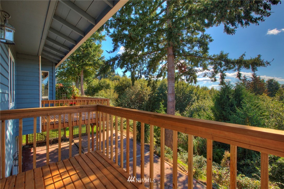13609 Southeast 141st Street Renton, WA 98059 - Photo 15 of 25 Gallery Image 15