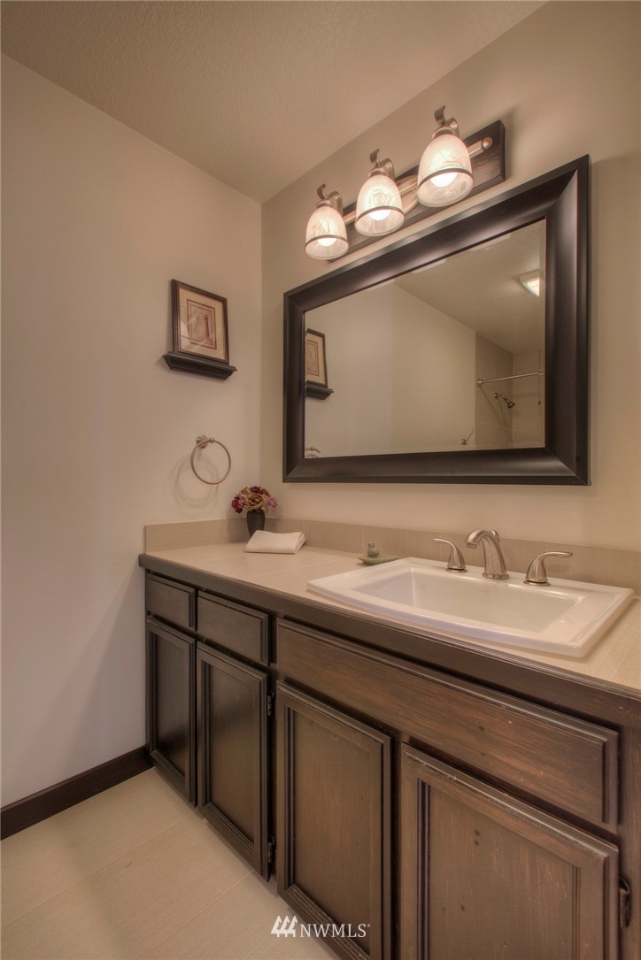 13609 Southeast 141st Street Renton, WA 98059 - Photo 18 of 25 Gallery Image 18