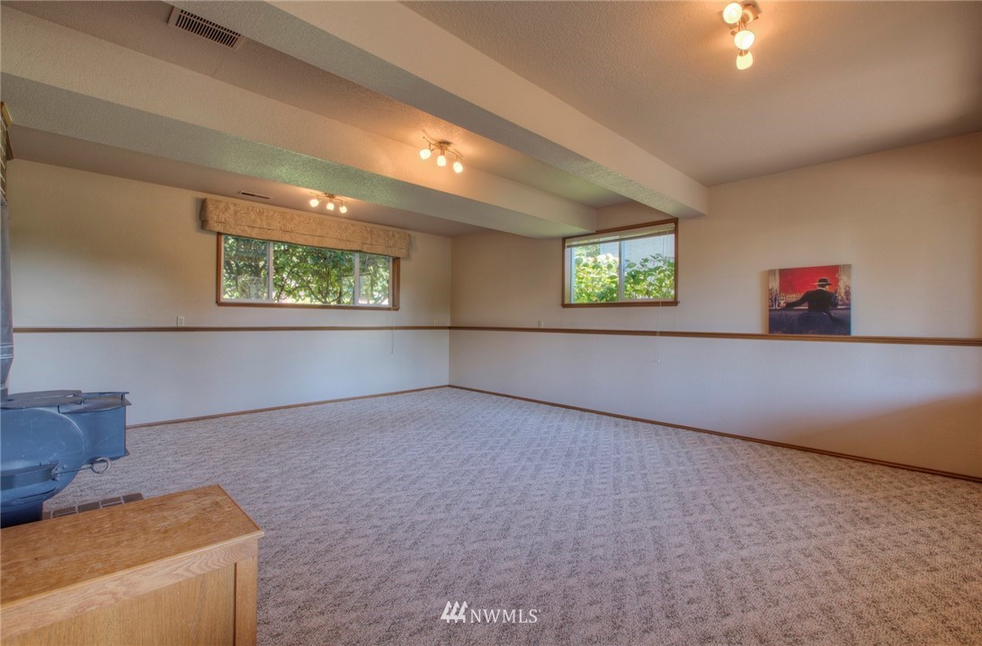 13609 Southeast 141st Street Renton, WA 98059 - Photo 20 of 25 Gallery Image 20