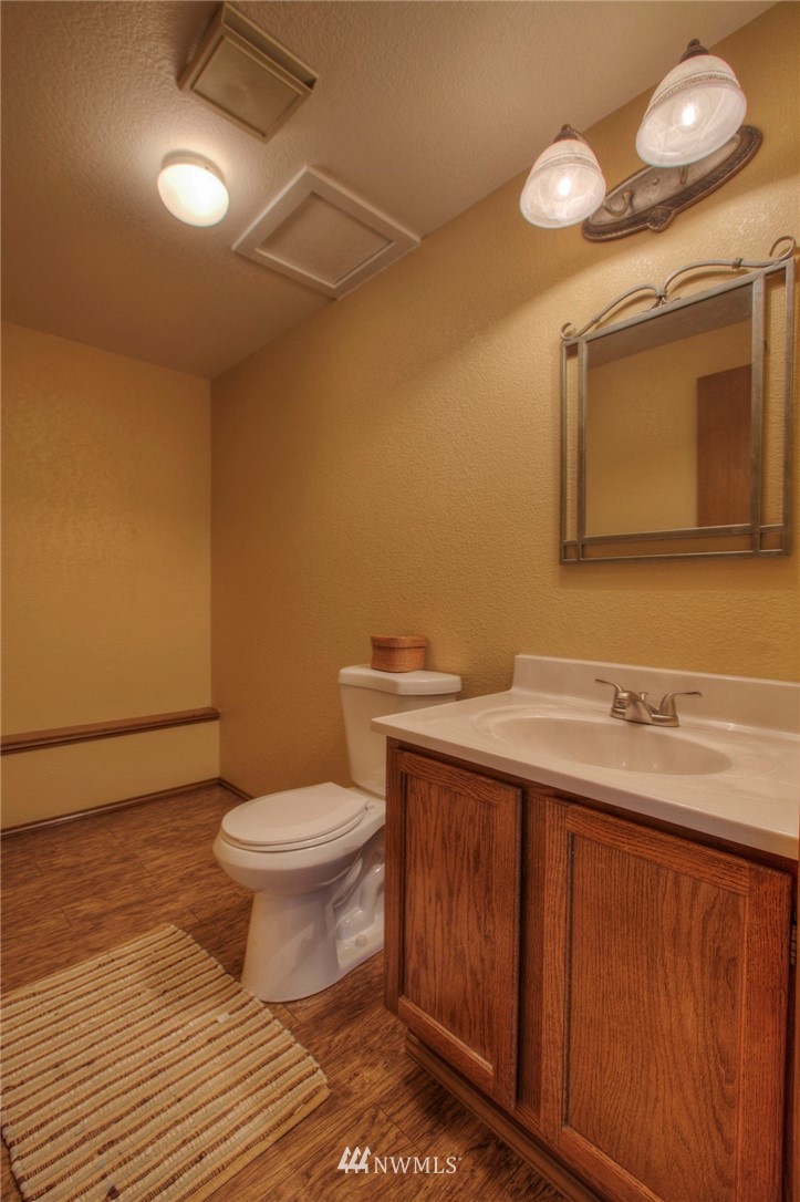 13609 Southeast 141st Street Renton, WA 98059 - Photo 23 of 25 Gallery Image 23