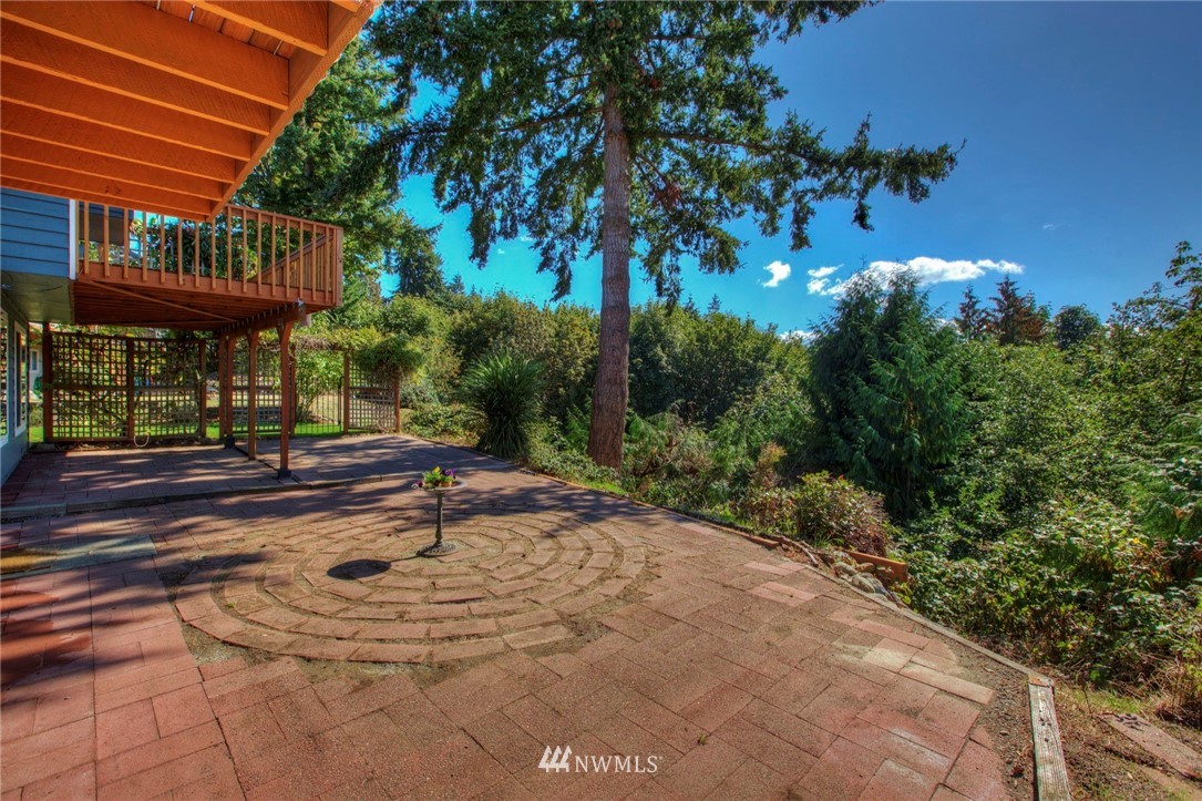 13609 Southeast 141st Street Renton, WA 98059 - Photo 24 of 25 Gallery Image 24
