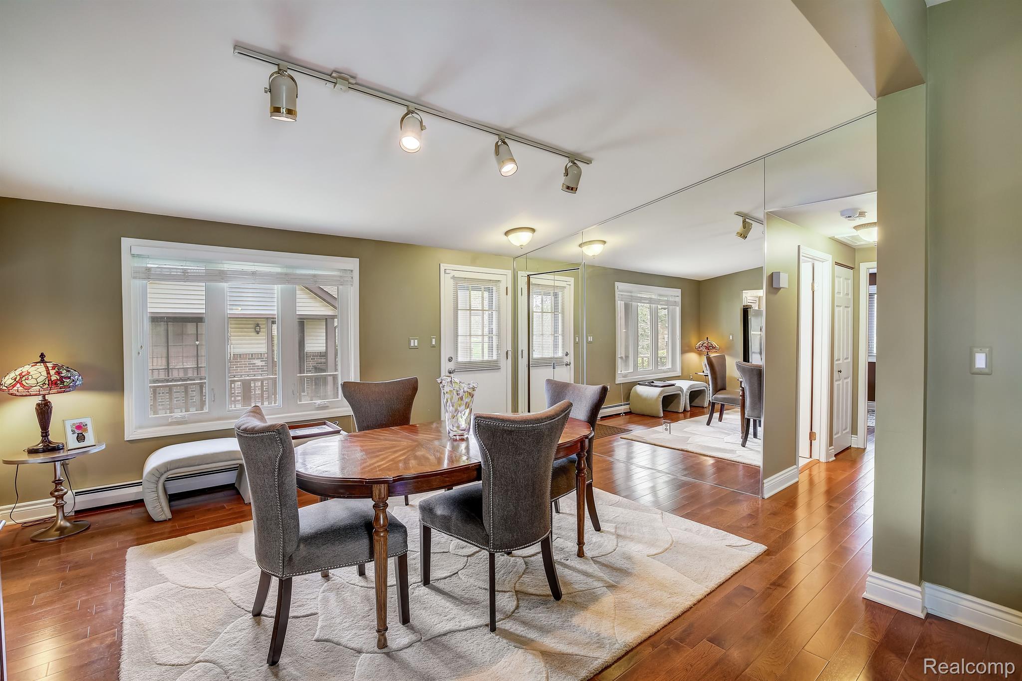 2298 London Bridge Drive, Unit 56 Rochester, MI 48307 - Photo 8 of 30 Gallery Image 8