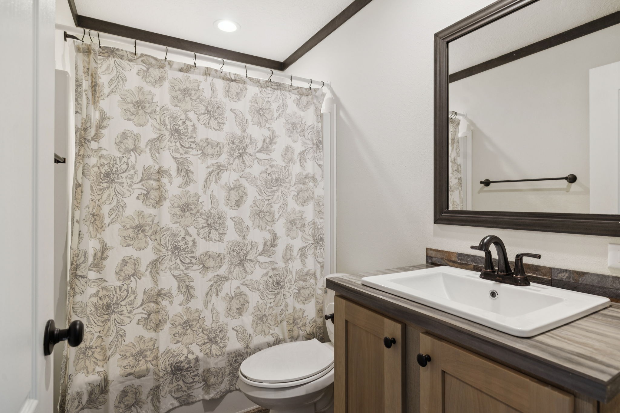 4650 Lunns Store Road Chapel Hill, TN 37034 - Photo 27 of 40 a bathroom with a sink a toilet and a mirror