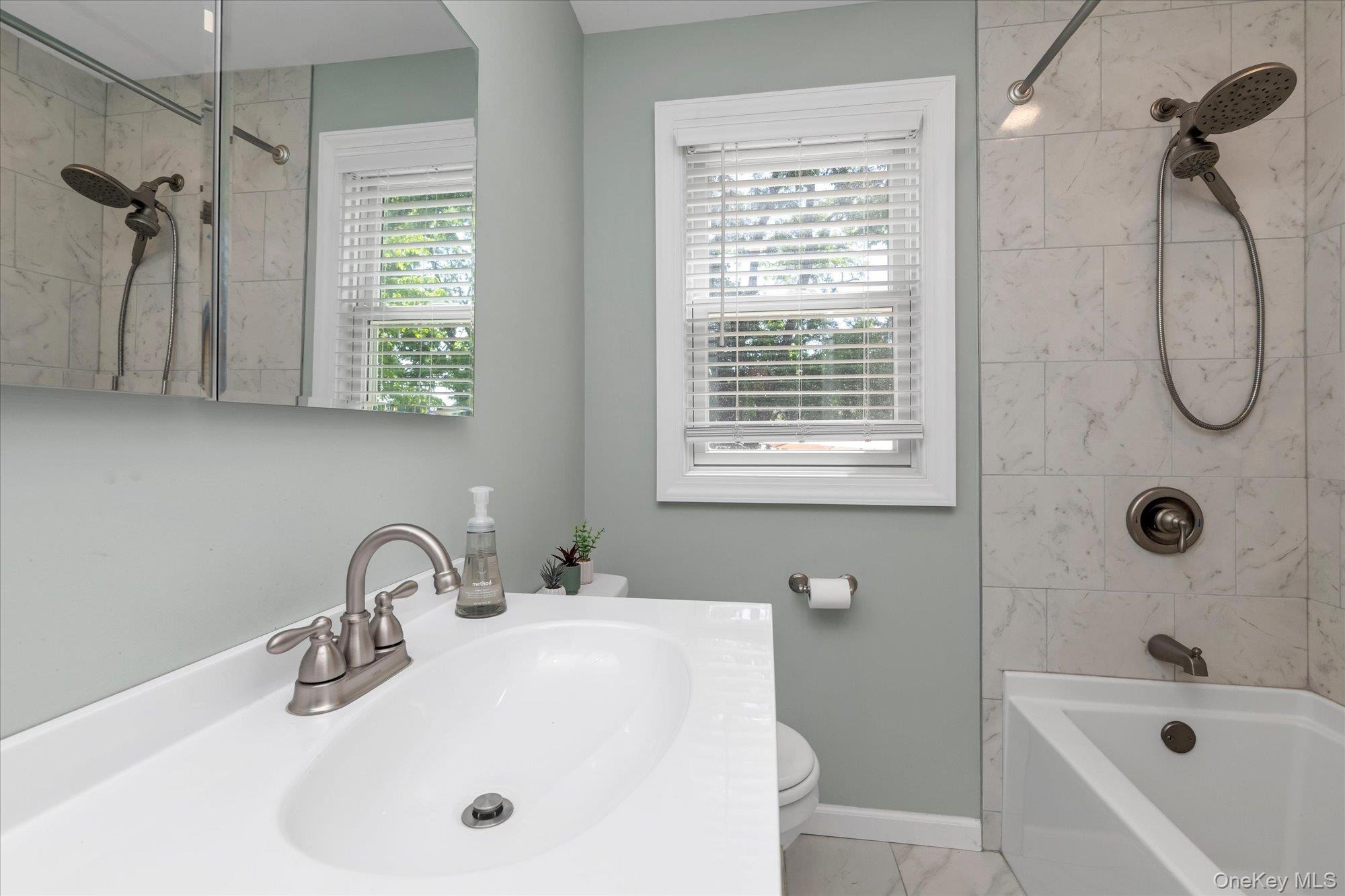 2 Inwood Road Glen Cove, NY 11542 - Photo 14 of 27