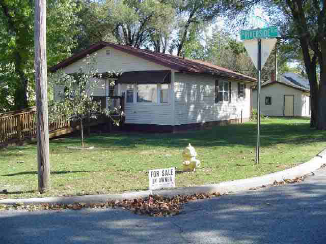 400 North Riverside Boulevard Goshen, IN 46528 - Photo 2 of 10 Gallery Image 2