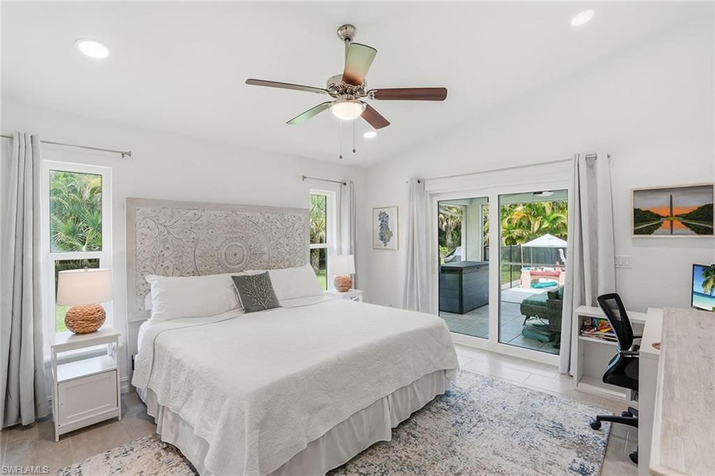 721 Logan Boulevard South Naples, FL 34119 - Photo 15 of 46