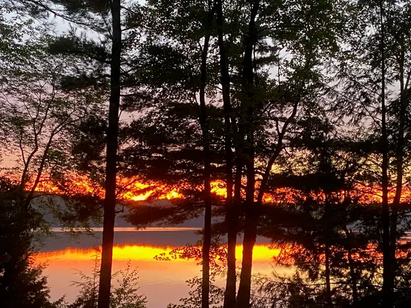 $675,000 | 17199 Bismark Lane, White Lake, WI 54491