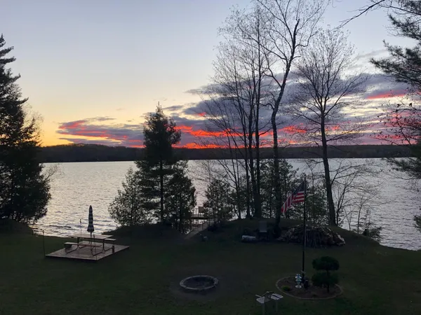 $675,000 | 17199 Bismark Lane, White Lake, WI 54491