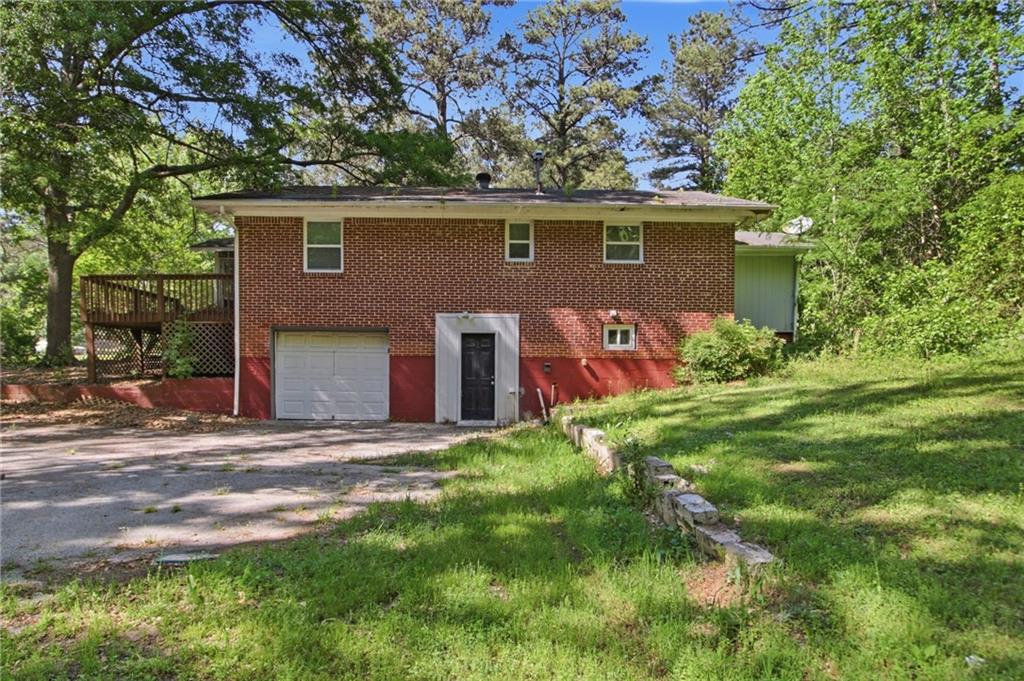 192 Highway 138 Stockbridge, GA 30281 - Photo 21 of 23 a view of a house with a yard