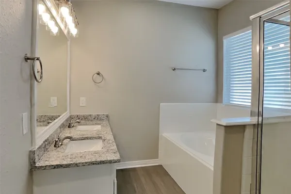 $2,100 | 8000 North Tarrytown Crossing Drive, Conroe, TX 77304