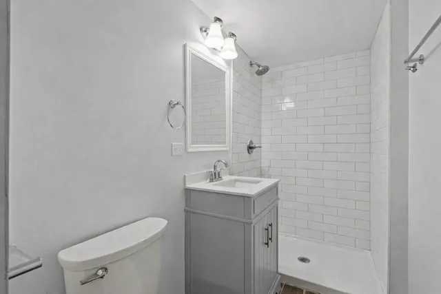 $319,999 | 12404 South Wood Street, Calumet Park, IL 60827