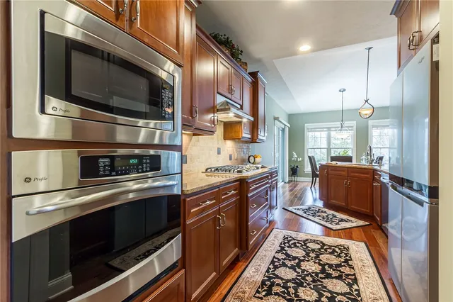 $432,000 | 1042 Chapelhill Drive, Victor, NY 14564