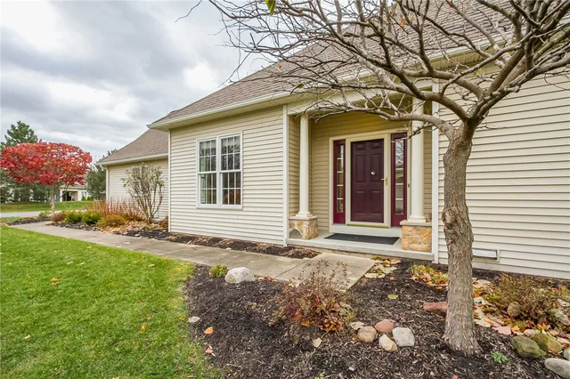 $432,000 | 1042 Chapelhill Drive, Victor, NY 14564