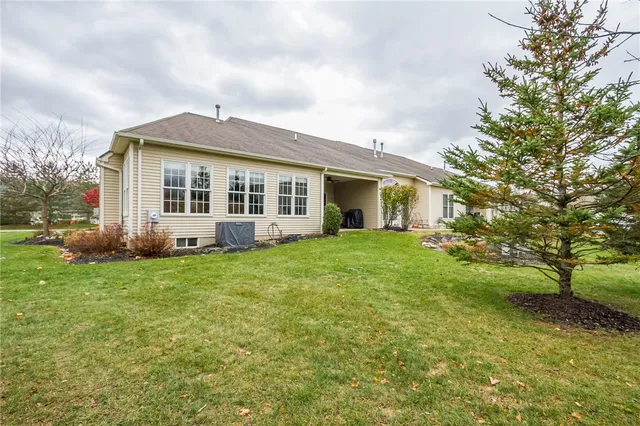 $432,000 | 1042 Chapelhill Drive, Victor, NY 14564