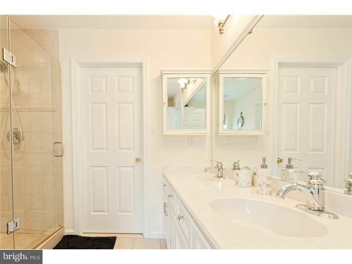 303 Oxford Road Villanova, PA 19085 - Photo 10 of 25