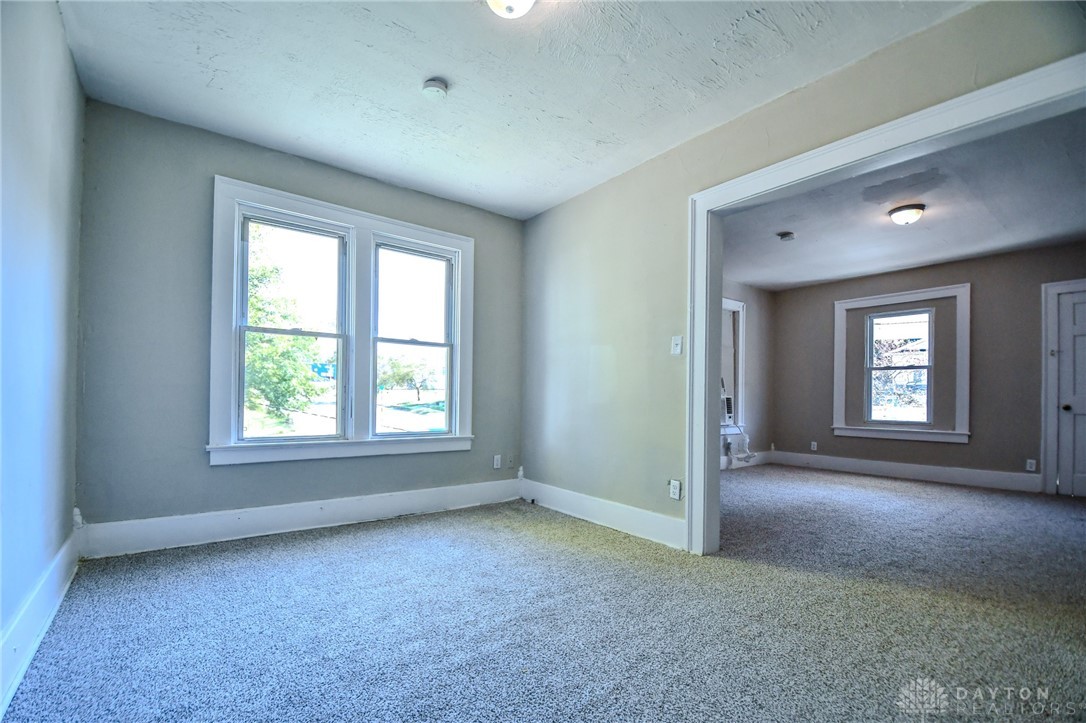 828 East Main Street Springfield, OH 45503 - Photo 39 of 46
