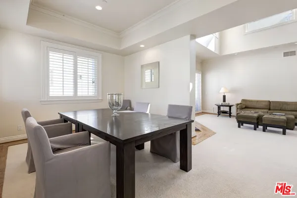 $11,500 | 132 South Maple Drive, Unit PH4, Beverly Hills, CA 90212