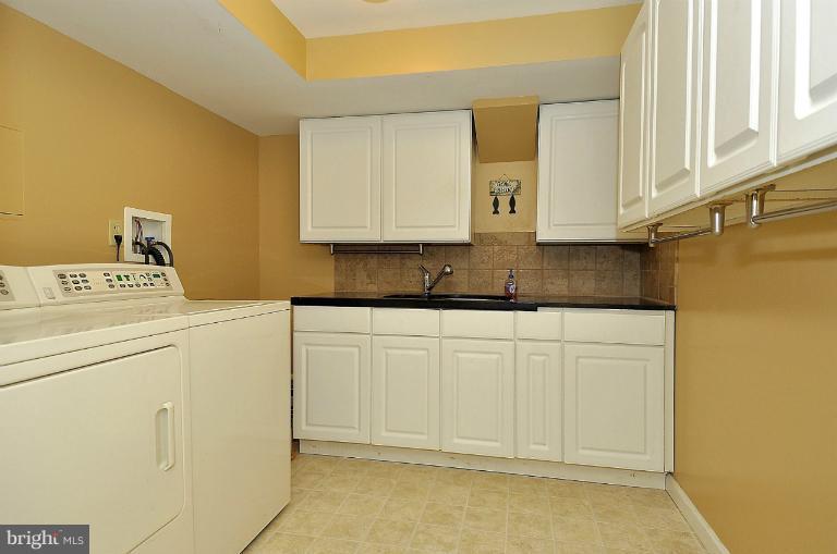 6312 Walhonding Road Bethesda, MD 20816 - Photo 14 of 29 Laundry Room
