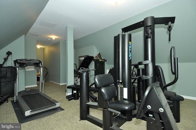 6312 Walhonding Road Bethesda, MD 20816 - Photo 28 of 29 Exercise room off master bedroom