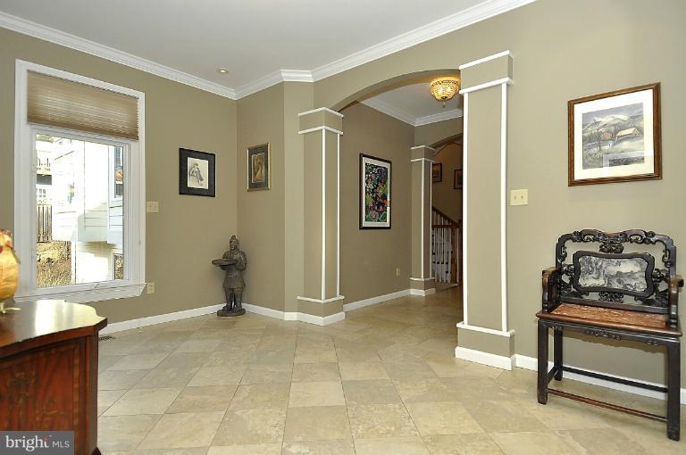 6312 Walhonding Road Bethesda, MD 20816 - Photo 5 of 29 Foyer