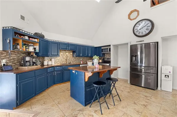 $334,900 | 10059 B Highway, Windsor, MO 65360