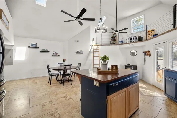 $334,900 | 10059 B Highway, Windsor, MO 65360