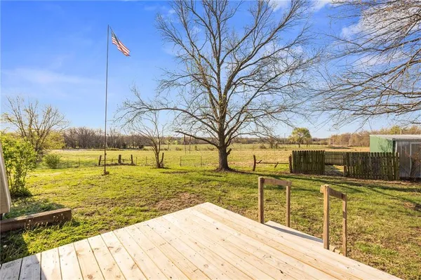 $334,900 | 10059 B Highway, Windsor, MO 65360